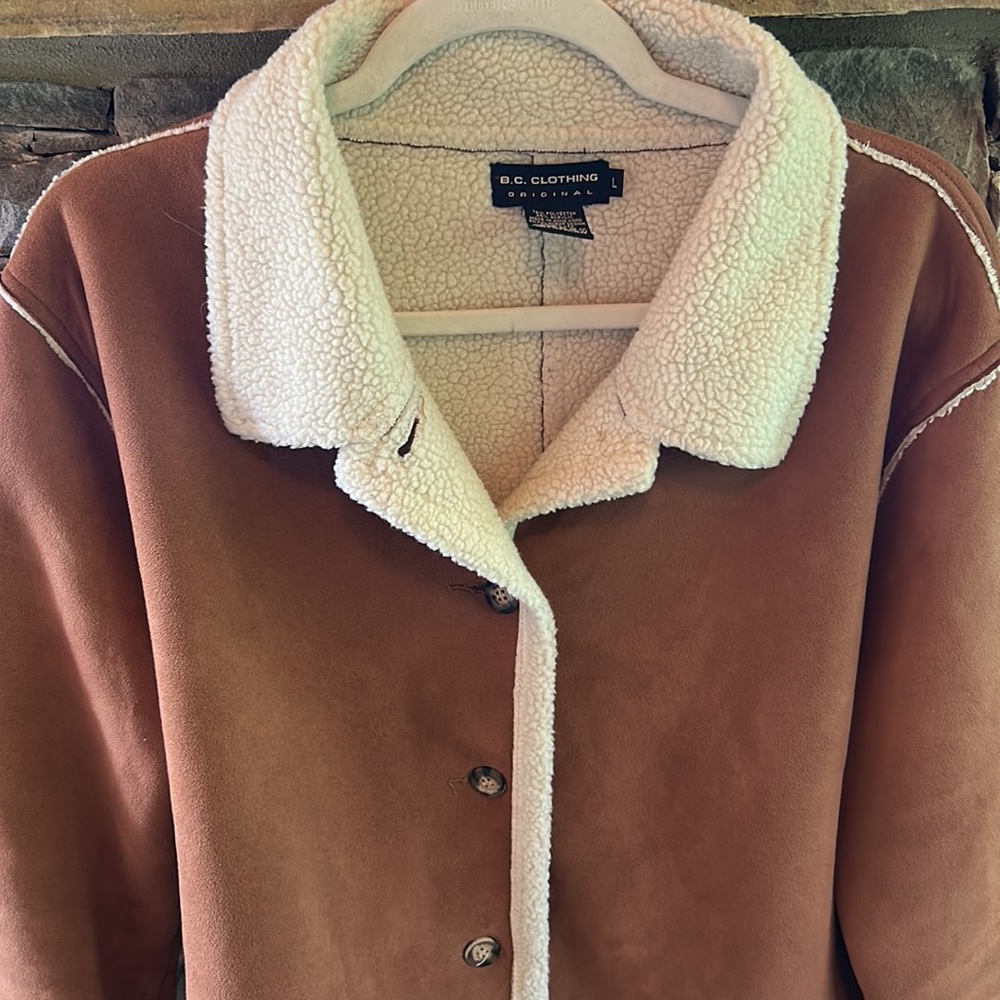 BC Clothing Original Faux Suede Jacket Size L; Shearing Lining, Collar & Cuffs